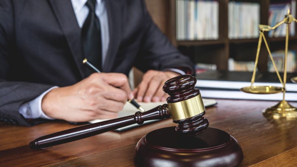 Ejecución de sentencias judiciales